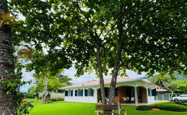 Ambiente 4 — casa em Cachoeira do Bom Jesus